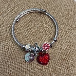 Charm bracelet
